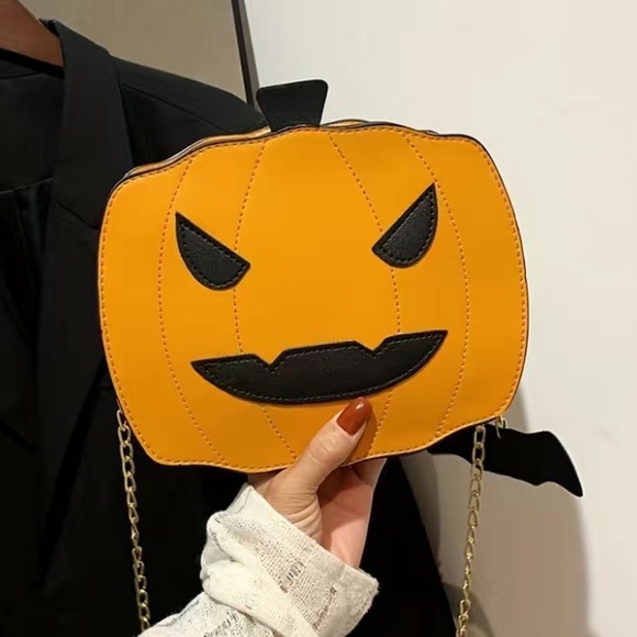 Halloween Jack O’Lantern Crossbody Bag - Picture 4 of 6